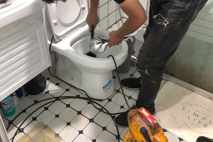 东坡疏通下水道